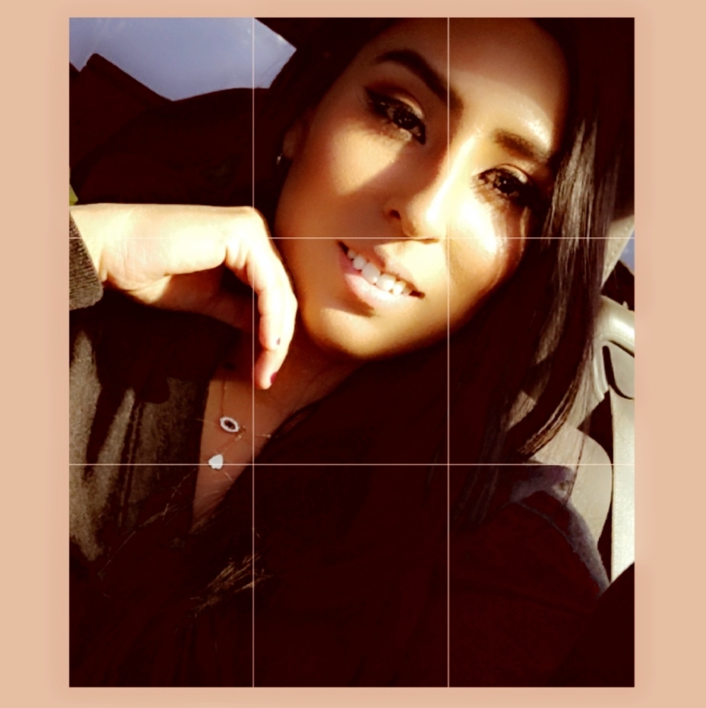 Meet your Posher, Cinthya